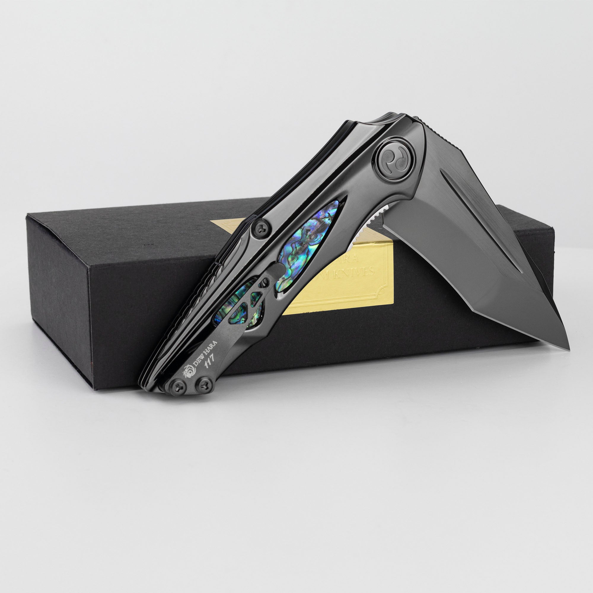 Zavírací nůž 9 cm Dew Hara Noah