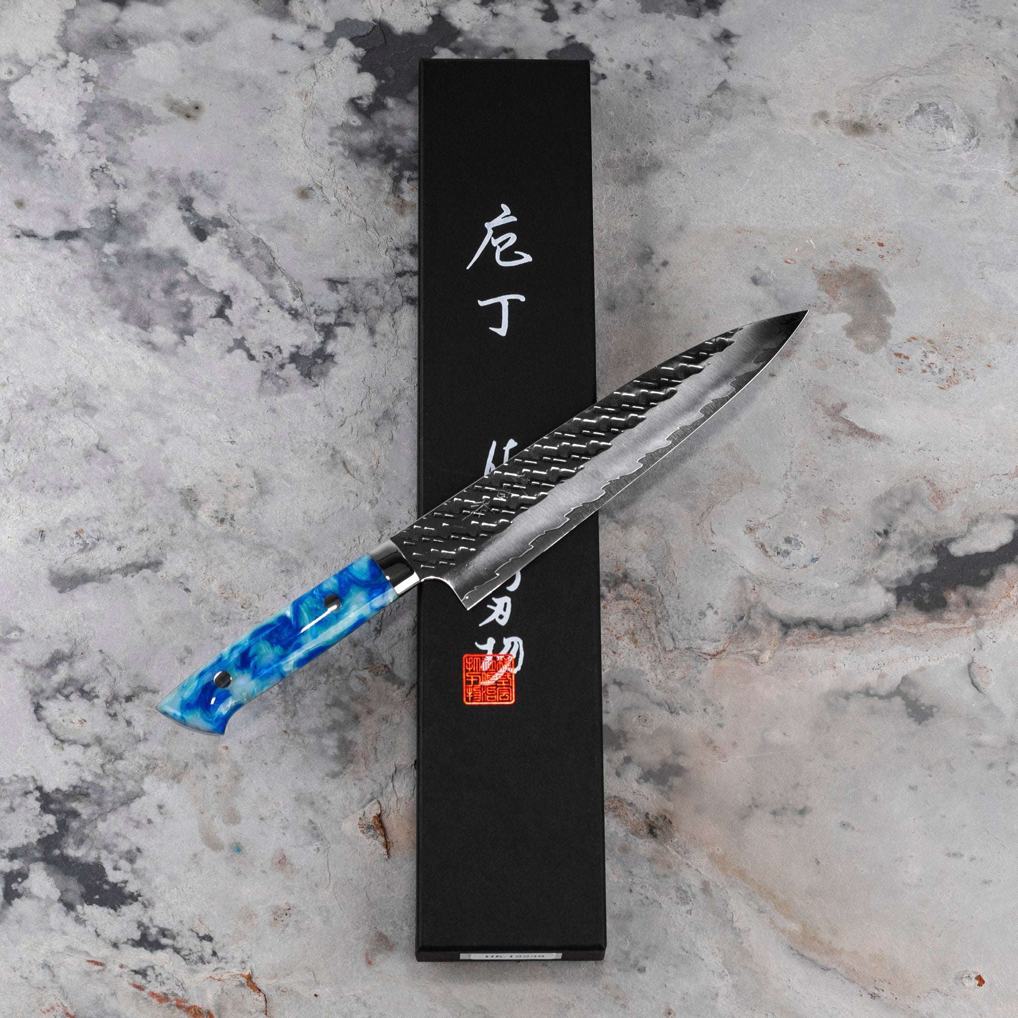 Nůž šéfkuchařský 21 cm Takeshi Saji modrý akryl STRIX