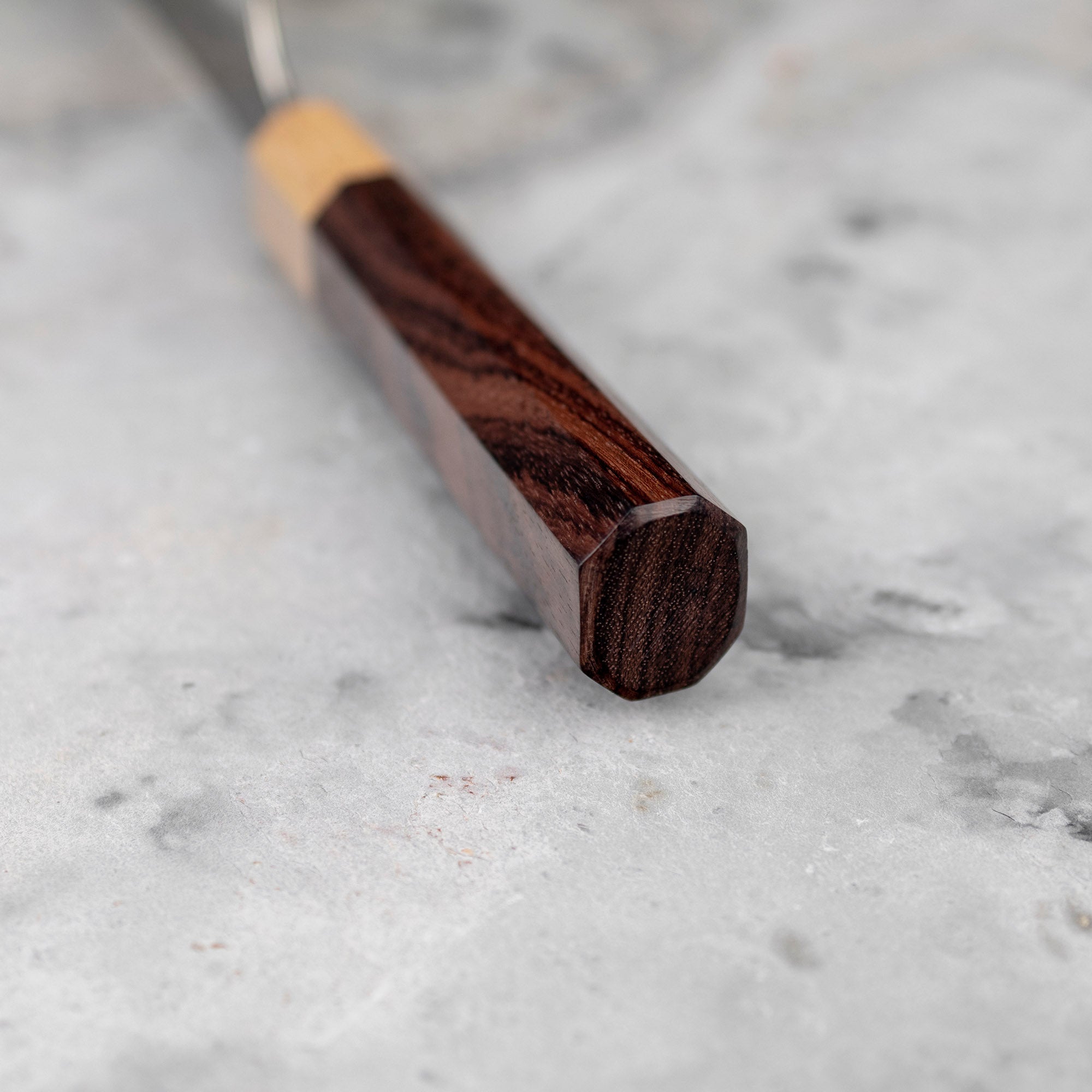 Nůž šéfkuchařský 21 cm Yoshimi Kato Aogami Kurouchi V-Tsuchime Super/SS