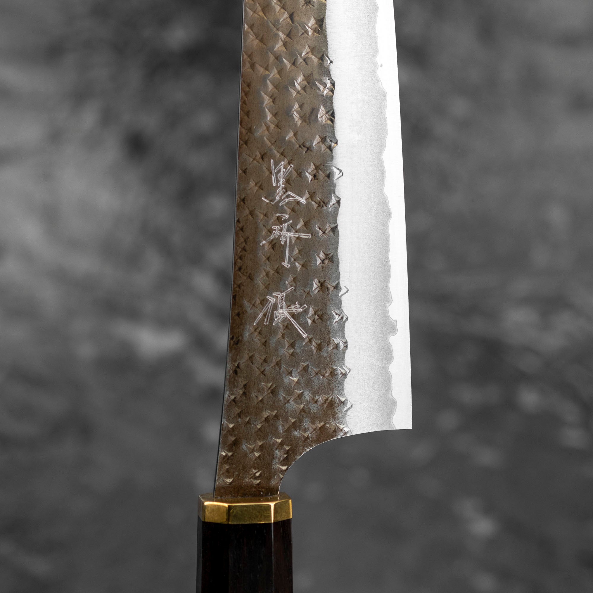 Nůž šéfkuchařský 21 cm Yu Kurosaki Kokusen Brass Aogami Super/SS