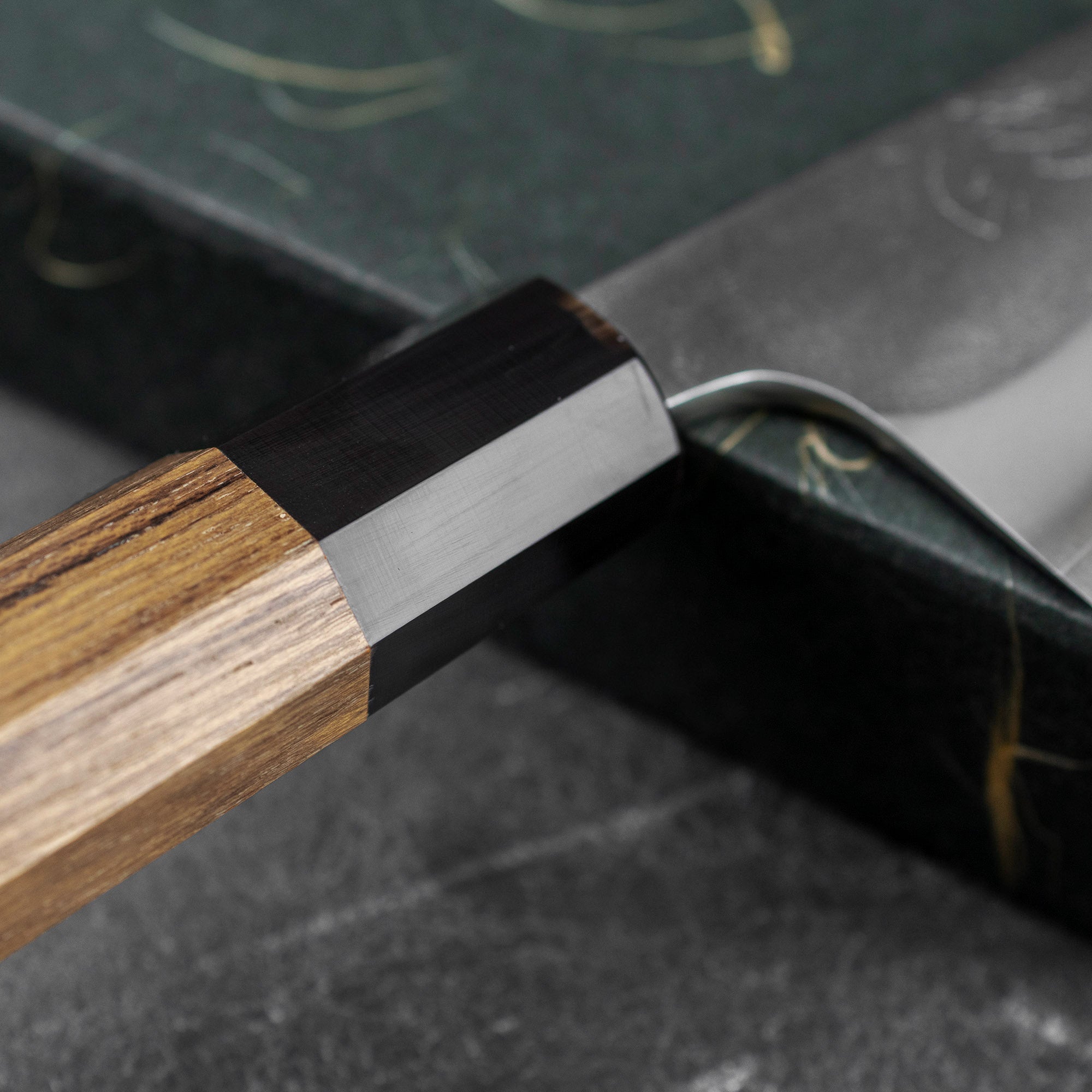 Nůž šéfkuchařský 24 cm Yoshikane Hamono Nashiji SKD11/SS