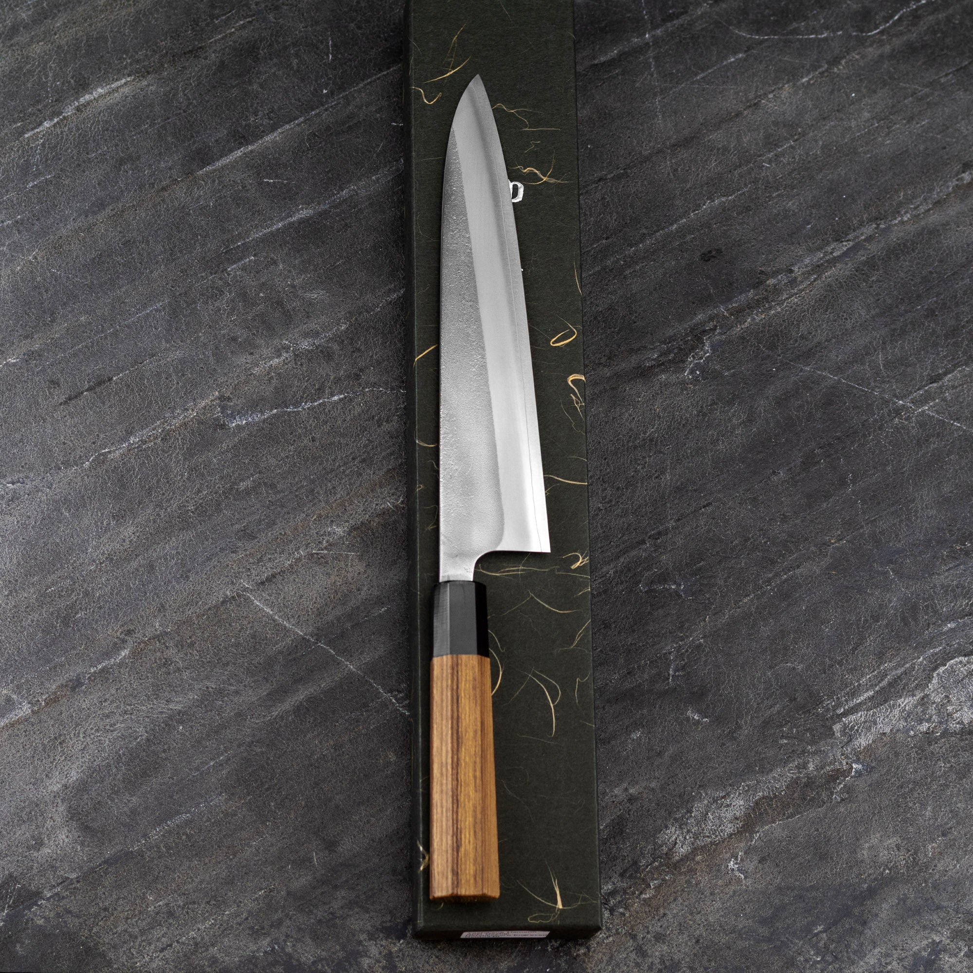 Nůž šéfkuchařský 24 cm Yoshikane Hamono Nashiji SKD11/SS