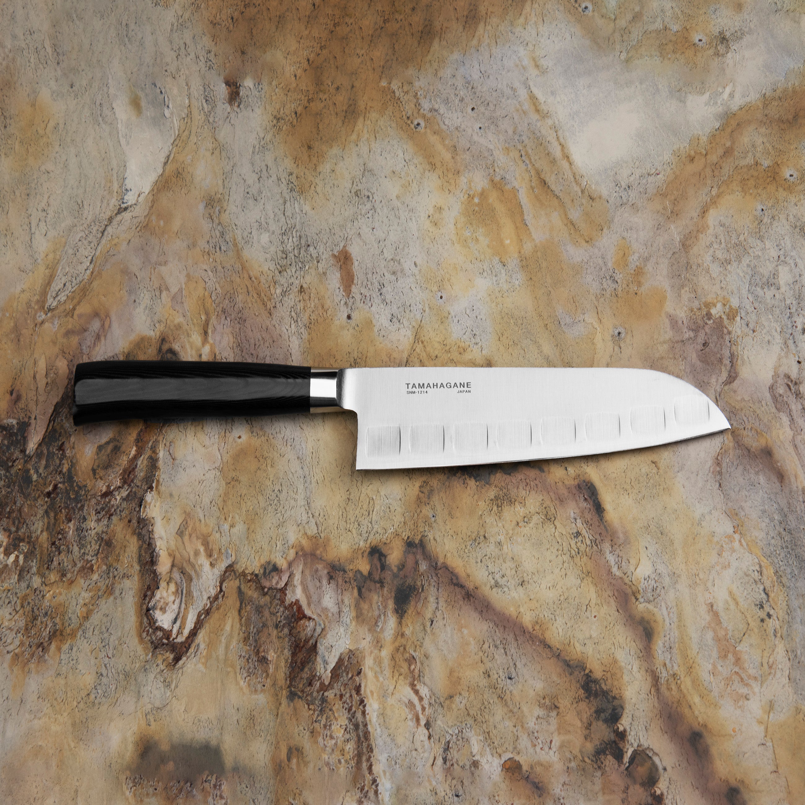 Nůž Santoku drážkovaný 17,5 cm Tamahagane San Black VG-5