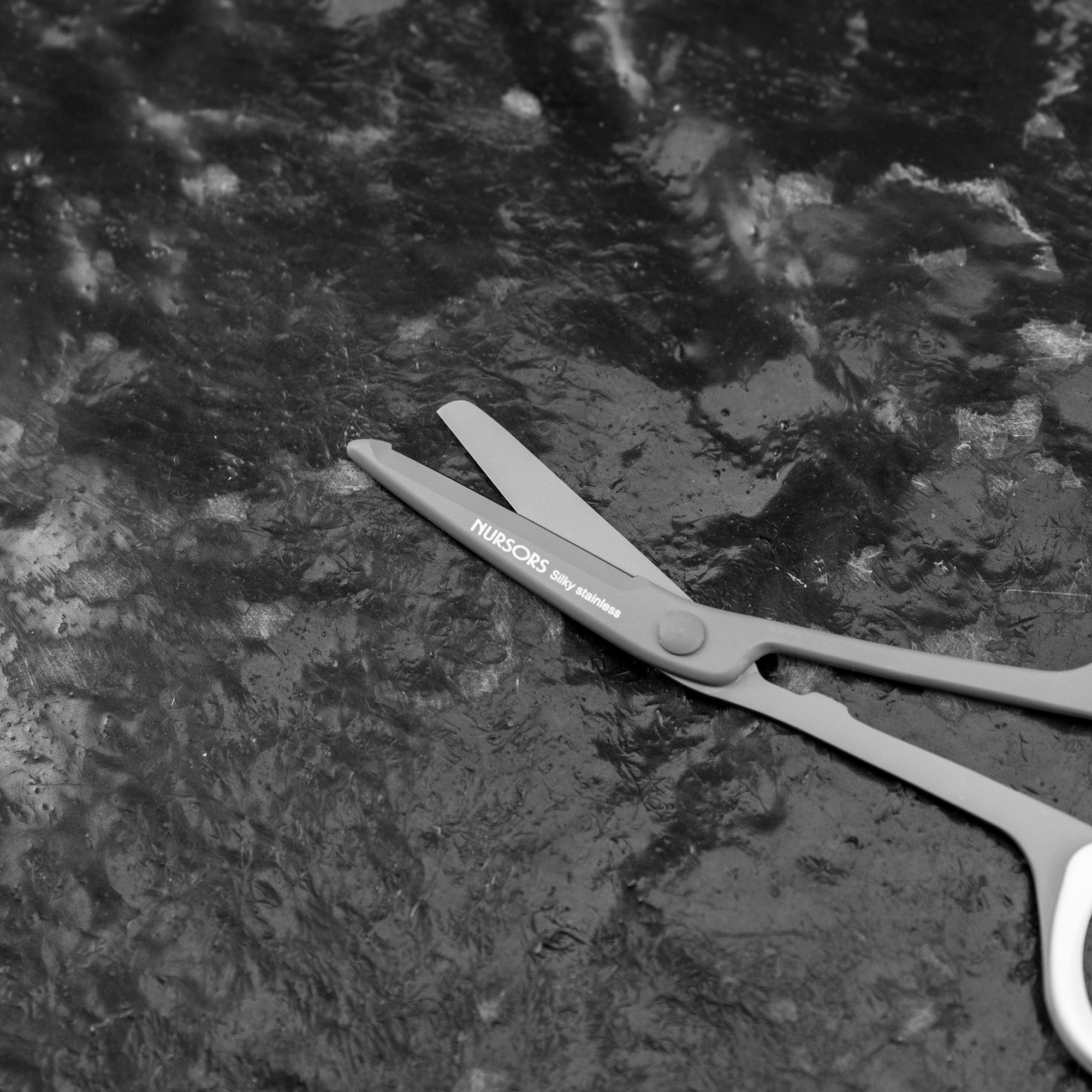 Nůžky Nurse Pro 160 mm Silky HNS-160W