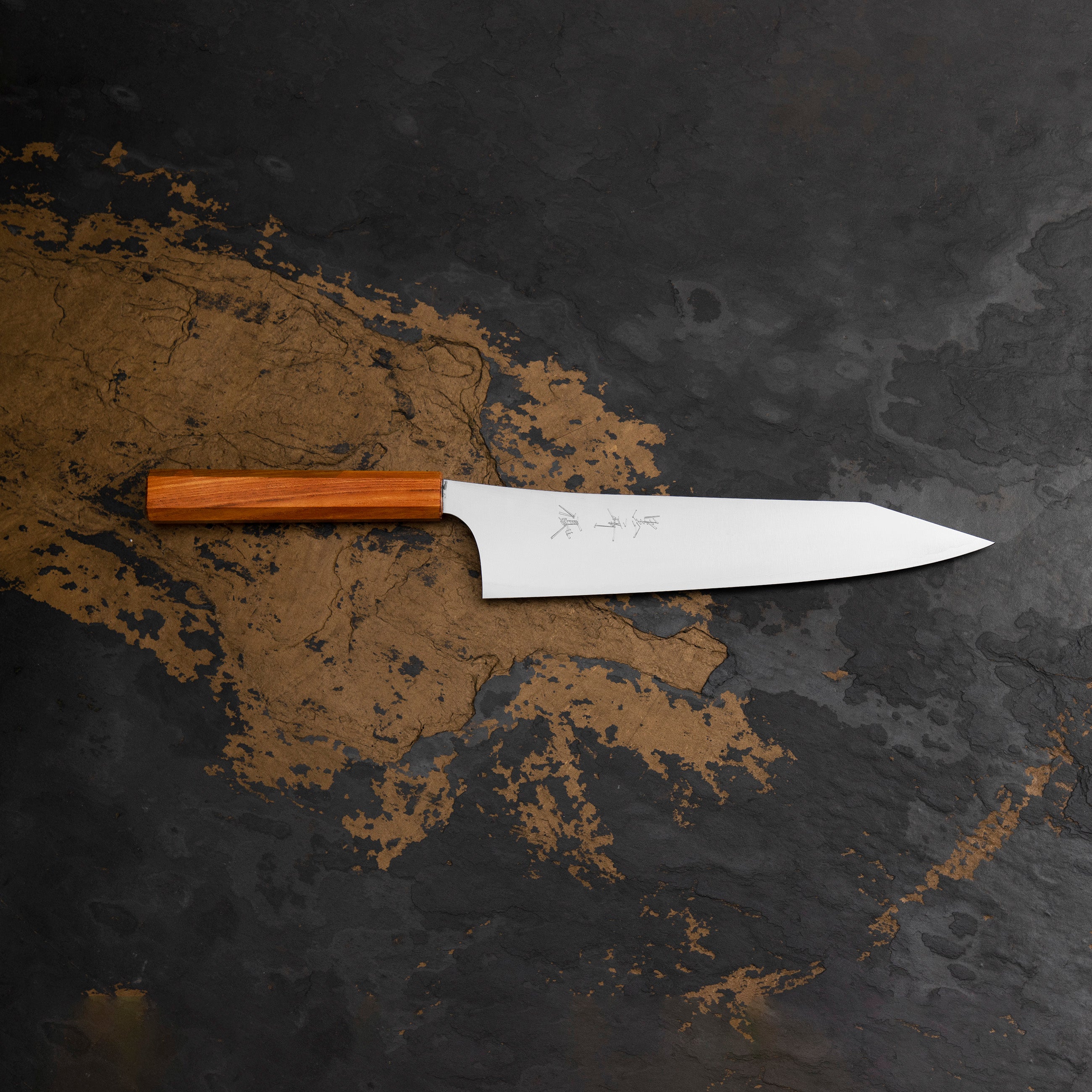 Nůž šéfkuchařský 24 cm Yu Kurosaki HAP-40 Zelkova