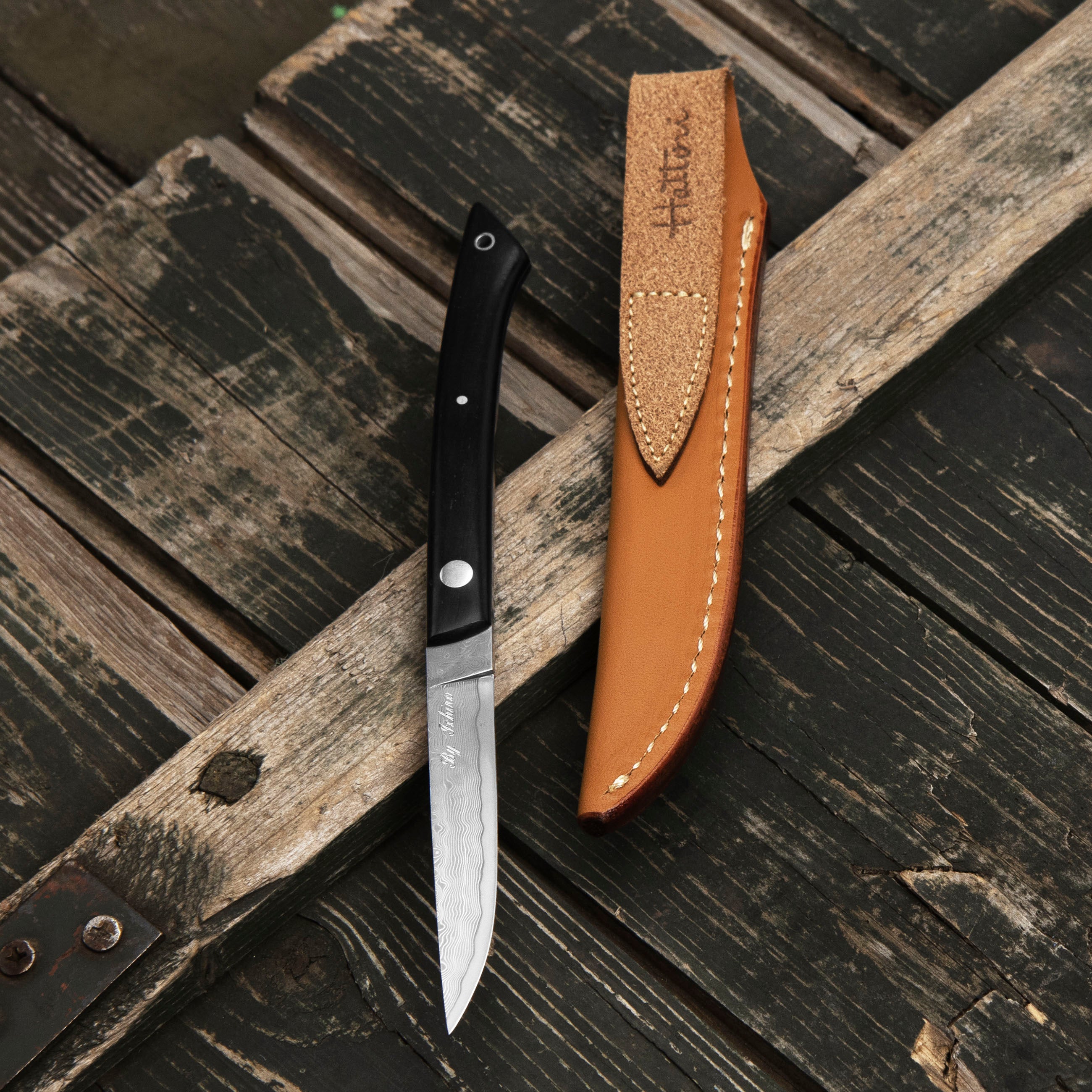 Outdoorový nůž Hattori Hattori Medaka 2 Cowry-X Damascus Heban Outdoor 7,7 cm