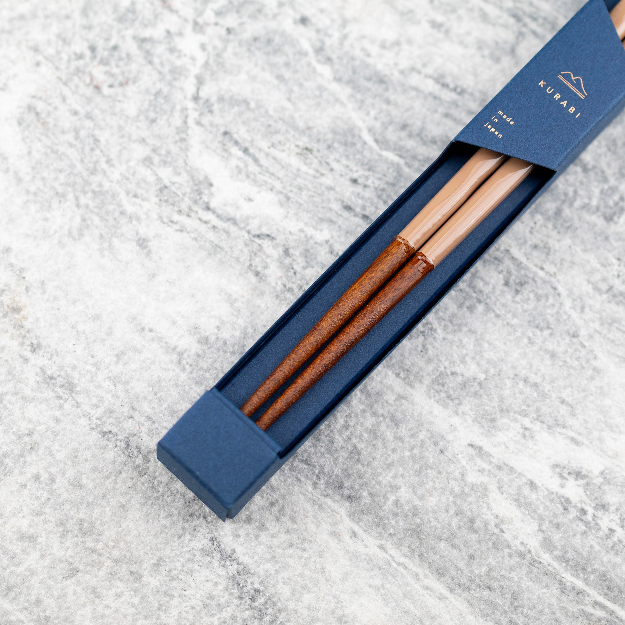 Japonské hůlky na sushi Kawai - světle růžové