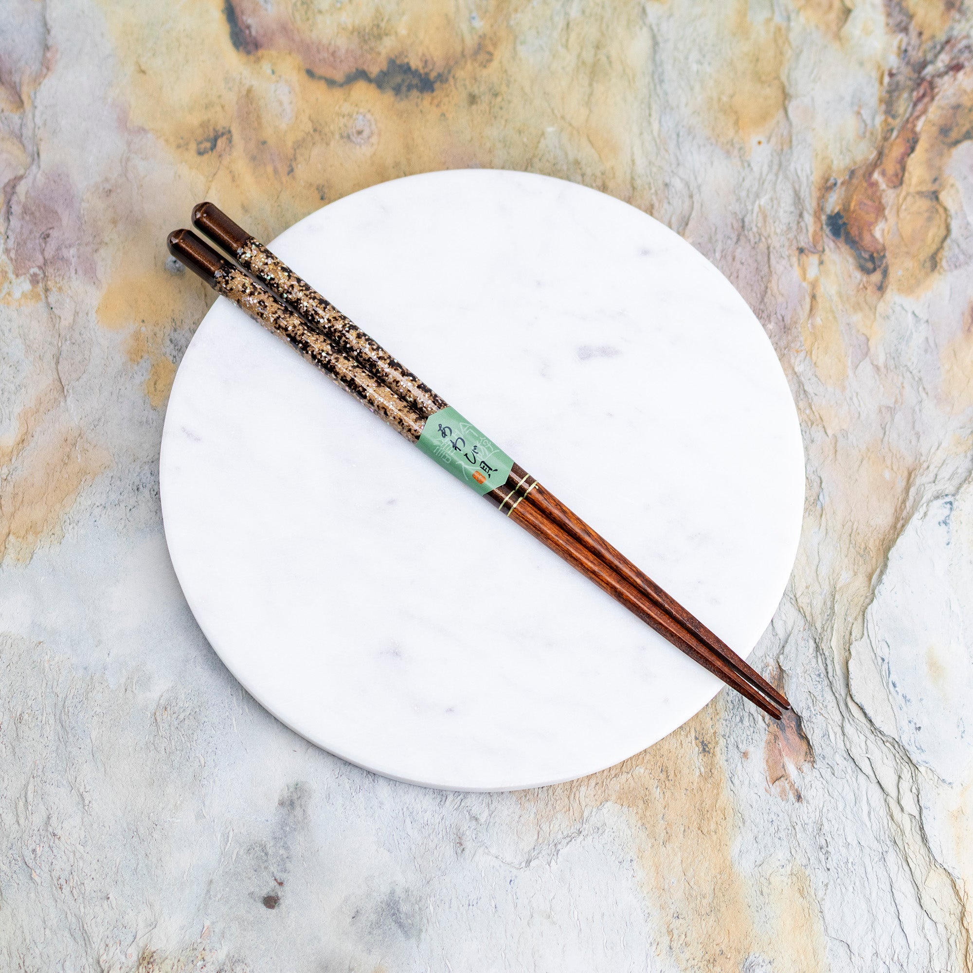 Japonské hůlky na sushi Kawai - Urushikaizukushi Black