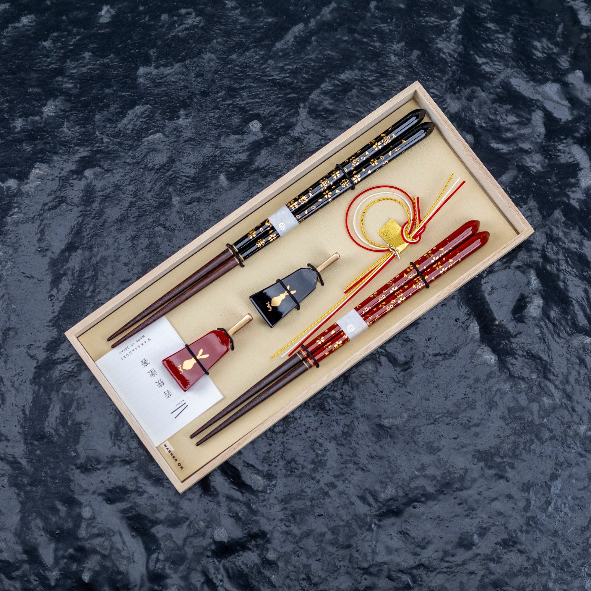 Sada japonských hůlek na sushi Kawai - Hanakagari × Hagoita Usagi