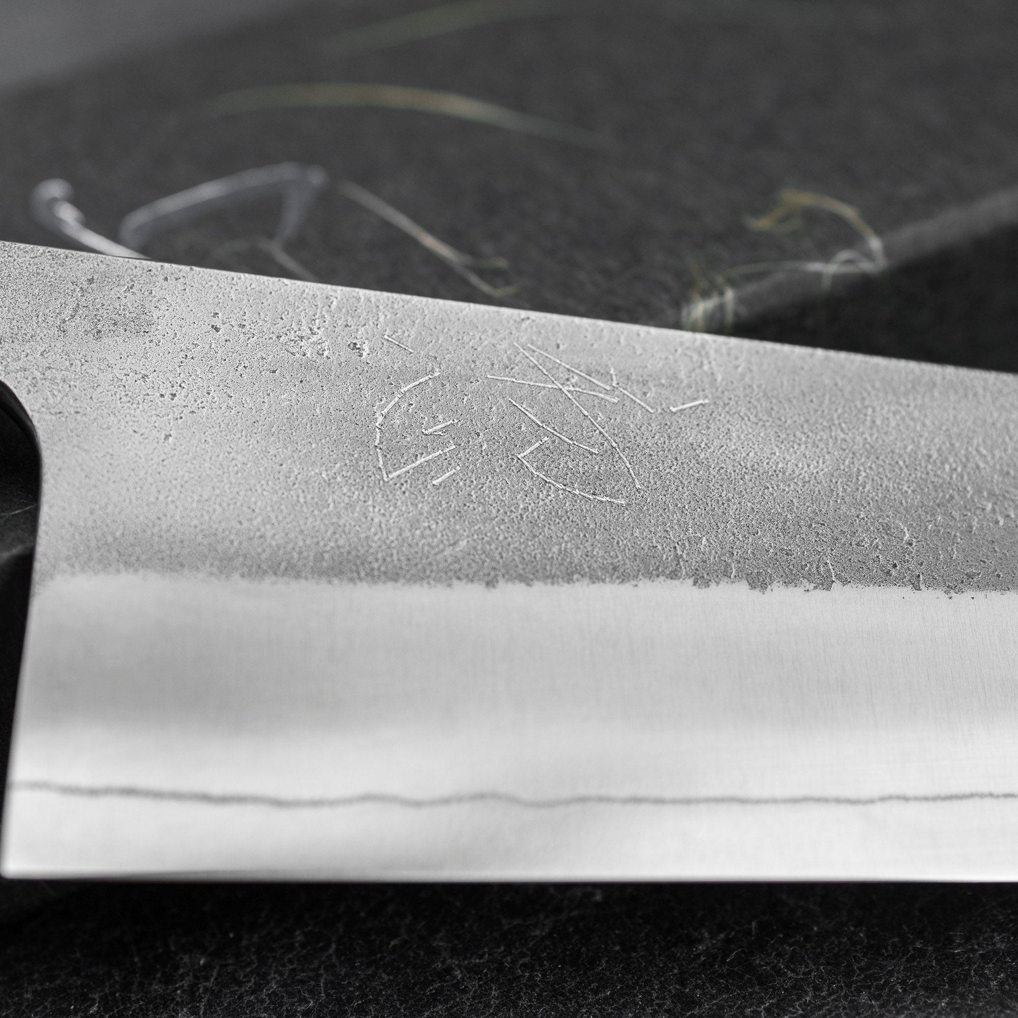 Nůž Santoku 16,5 cm Yoshikane Hamono Nashiji SKD11/SS