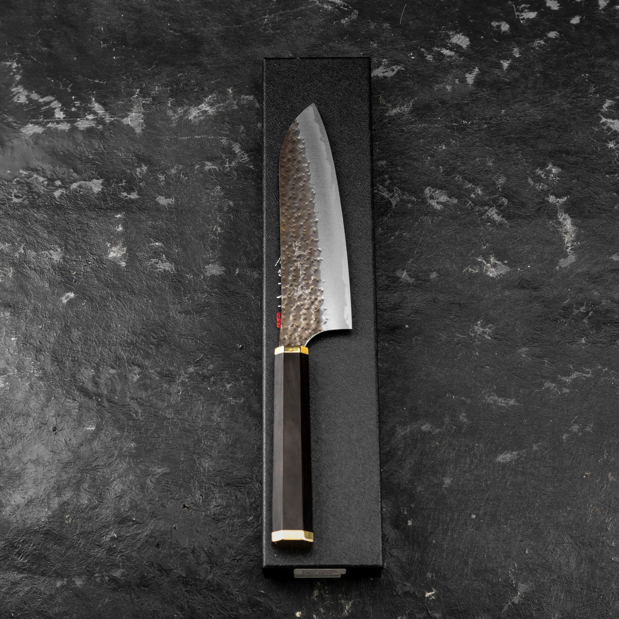 Nůž Santoku 17 cm Yu Kurosaki Kokusen Brass Aogami Super/SS