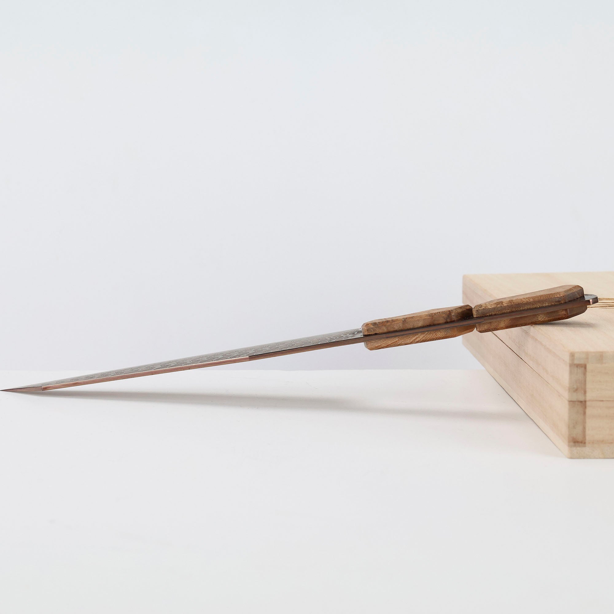 Nůž Santoku 18 cm Dew Hara Saku