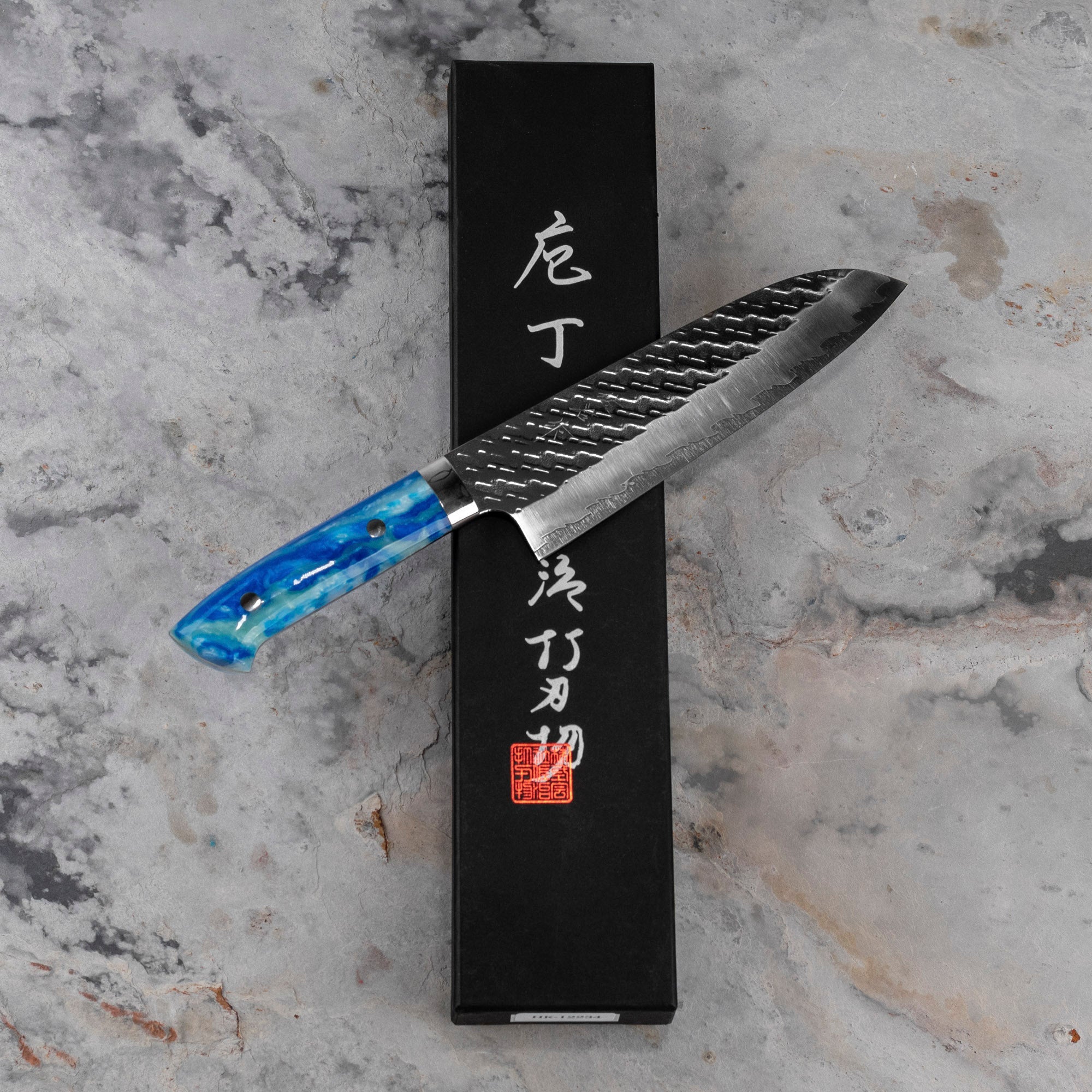 Nůž Santoku 18 cm Takeshi Saji modrý akryl STRIX