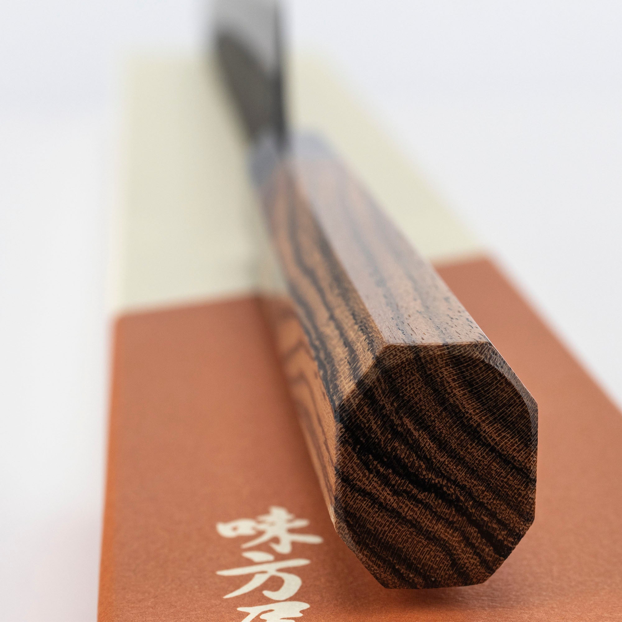 Nůž Sujihiki 27 cm Mutsumi Hinoura Nashiji Shirogami