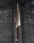 Nůž Sujihiki 27 cm Yu Kurosaki Kokusen Brass Aogami Super/SS
