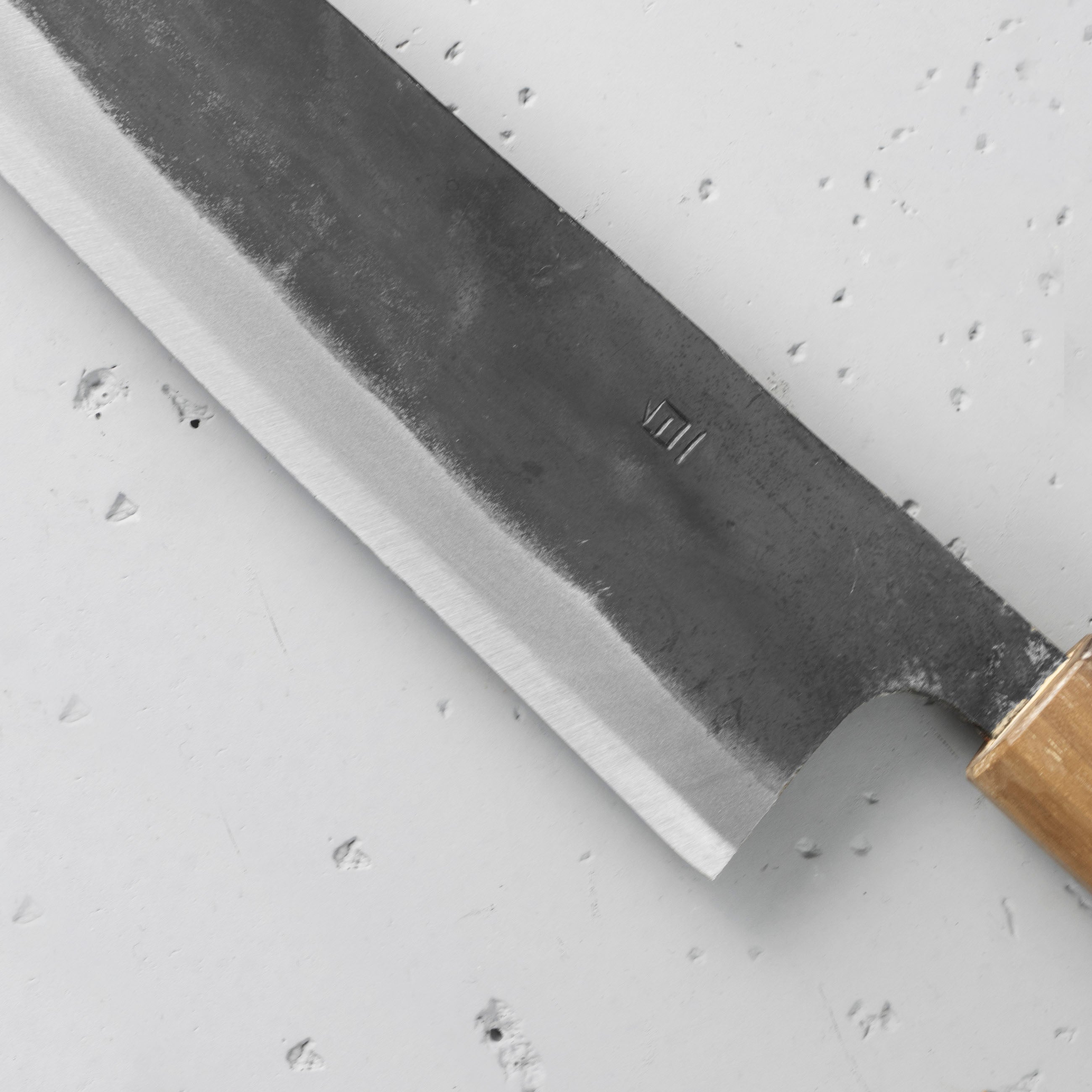 Nůž Santoku 18 cm Ittetsu Shirogami